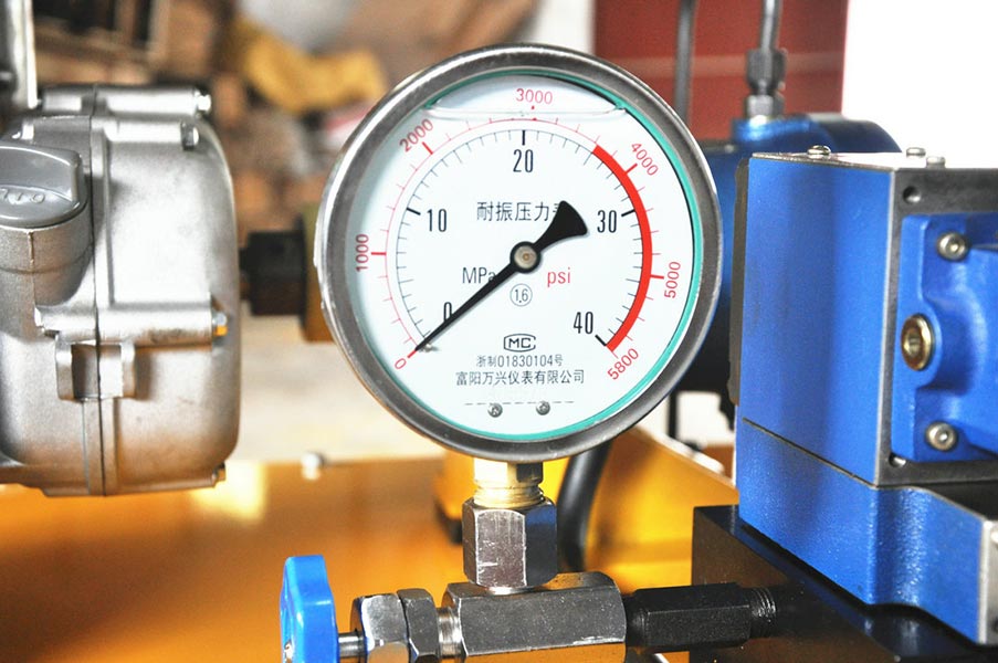 本田汽油機(jī)，野外作業(yè)機(jī)動(dòng)泵液壓站